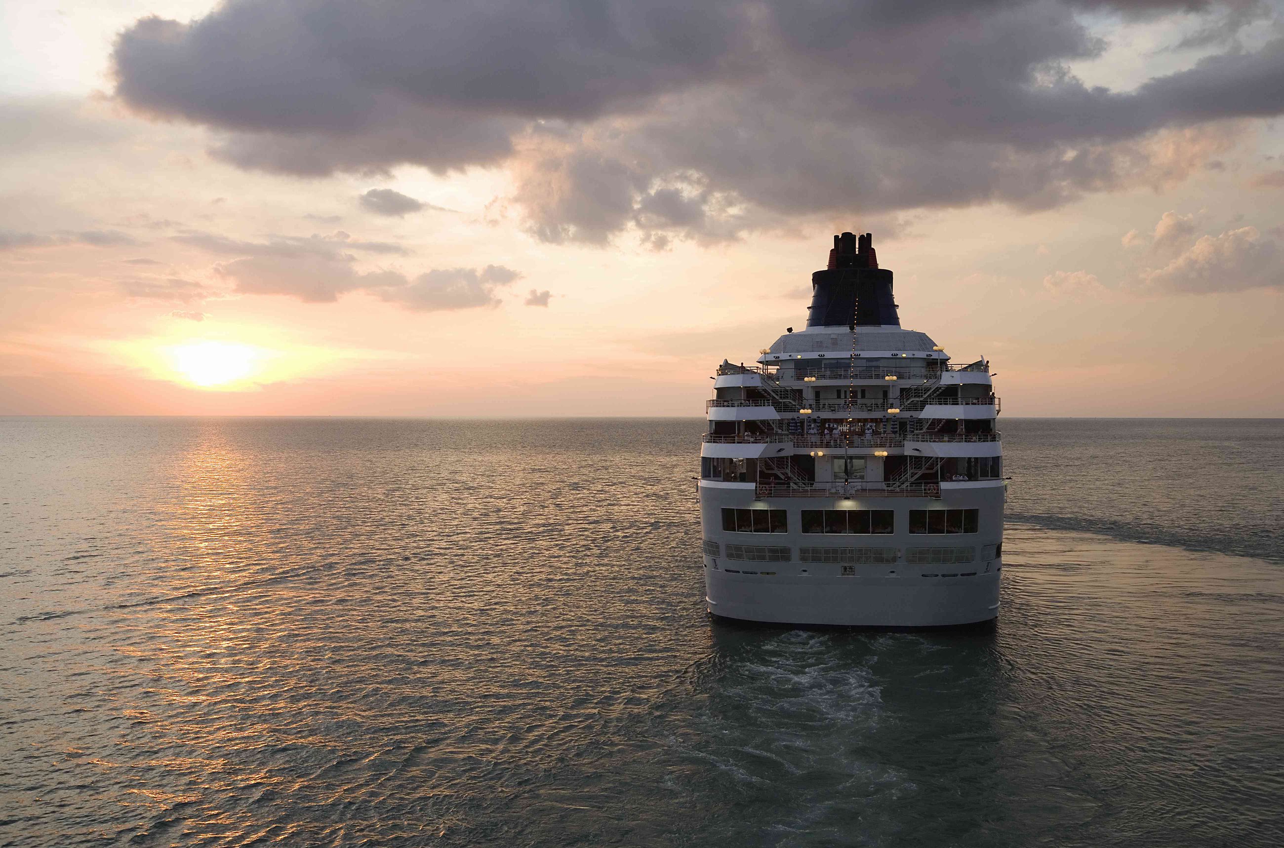 8 Common Cruise Mistakes Travelers Make, According To Experts