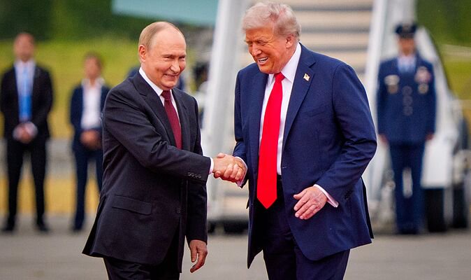 Kremlin drops huge bombshell from ‘friendly’ Donald Trump and Vladimir Putin call