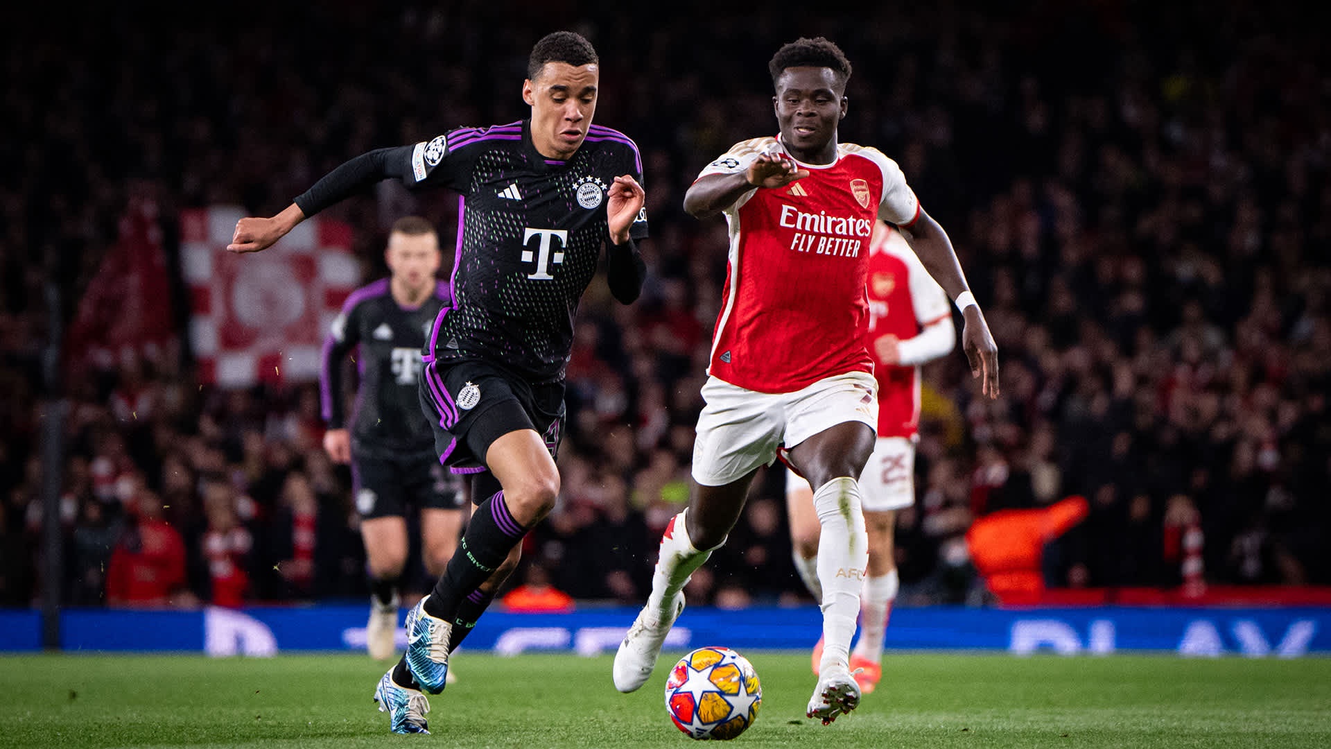 Arsenal Face Bayern Munich as Manchester United Take on Como in Champions League