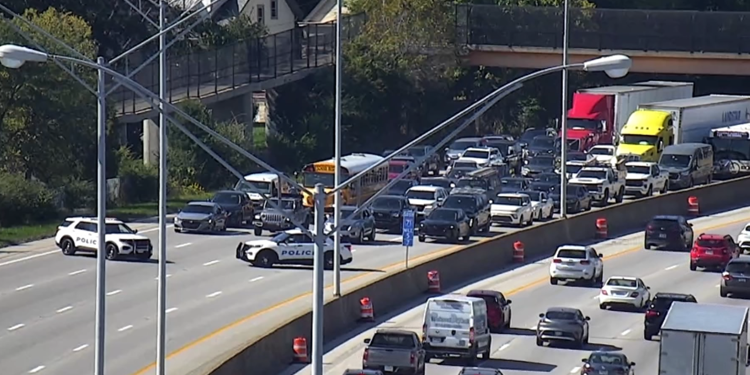 Dispatch: Shooting, crash shuts down I-71 near Norwood Lateral for hours