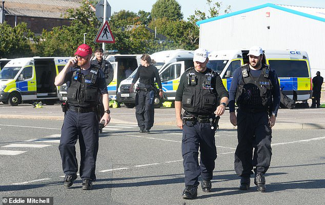 Police ‘preparing’ for more small boat arrivals after dinghy heading for the south coast seen in the English Channel