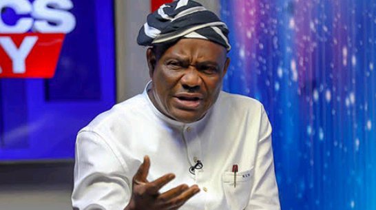 “I Saw Amaechi And Atiku Going To A Filling Station To Buy Fuel, What Nonsense Is That?” – Wike
