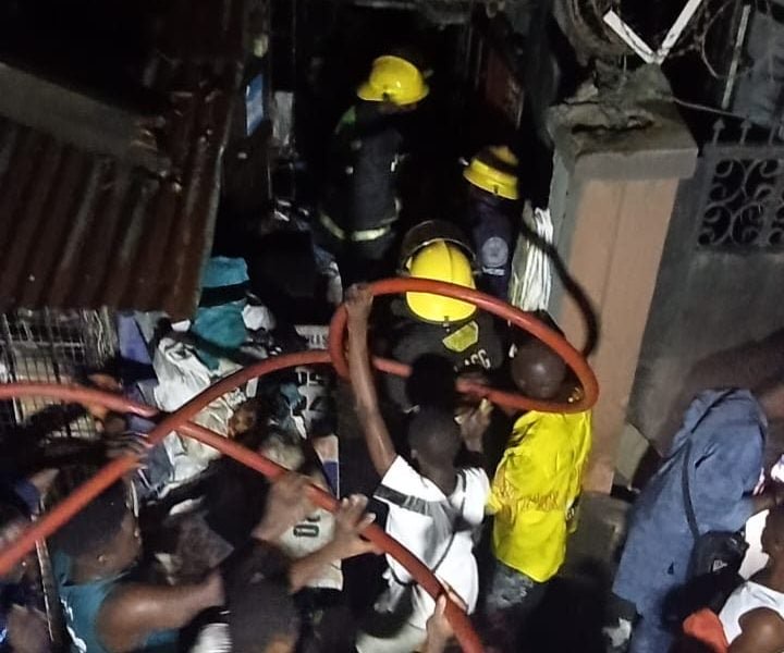 Two rescued, one injured as fire guts bungalow in Itire, Lagos