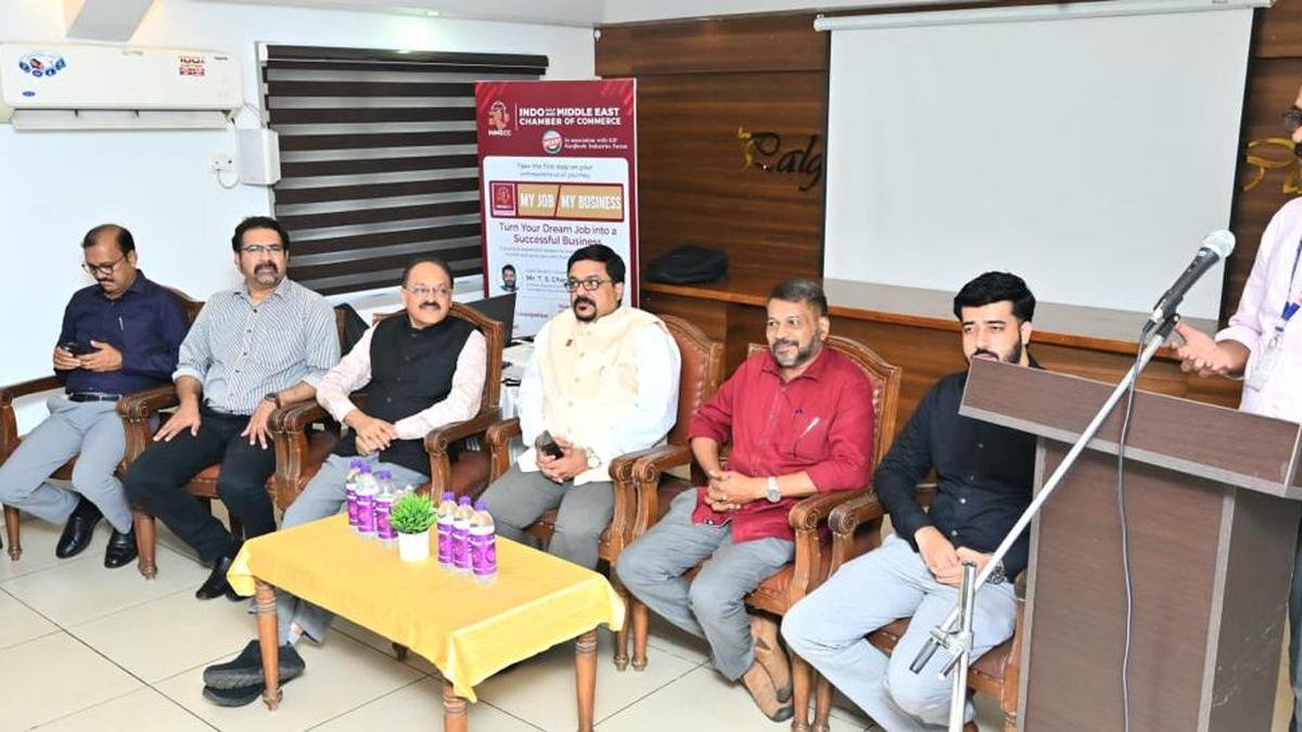 Aspiring entrepreneurs told to start small and focus on market