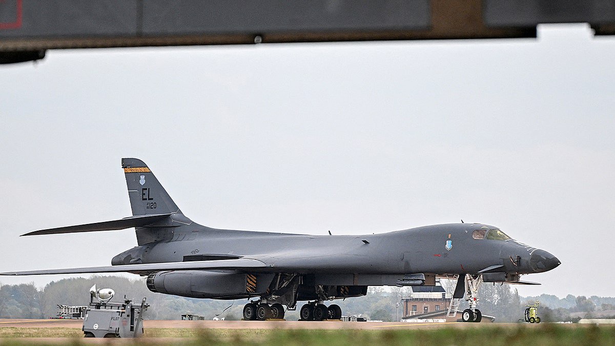 US pulls all bombers from key UK base after suspected Iran-linked terror plot