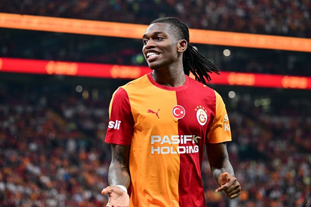 “He’s someone I really appreciate” – Rafael Leao backs Barcelona star to win the 2026 Ballon d’Or
