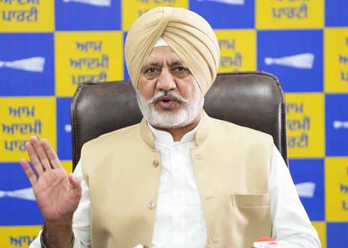 Baltej Pannu Hits Back at Virsa Singh Valtoha, Seeks Answers on Bahrain Woman and SGPC Records