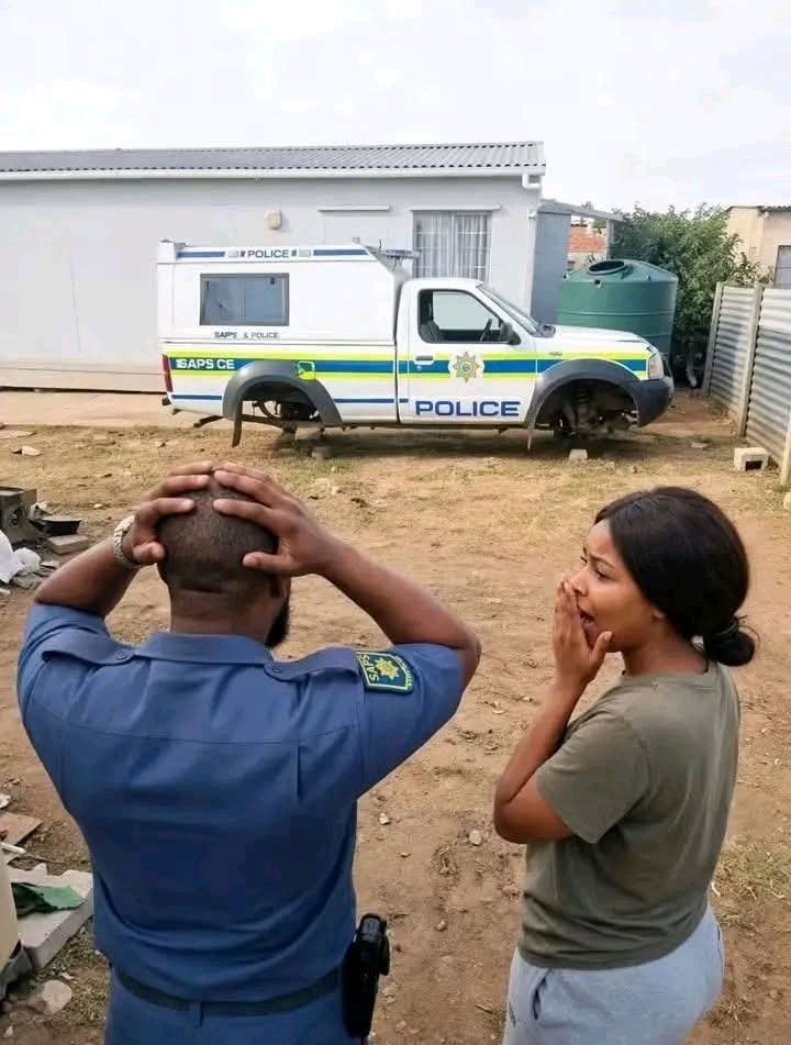 “Even Police Are Not Safe” SAPS Bakkie Stripped of All Its Wheels, Officers Left Stunned