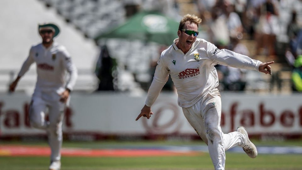 Simon Harmer’s bold 120-run prediction comes true as six-wicket masterclass seals South Africa’s series triumph