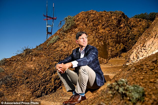Public Media Co´s bridge fund for nonprofit radio stations turns from rescue to reinvention