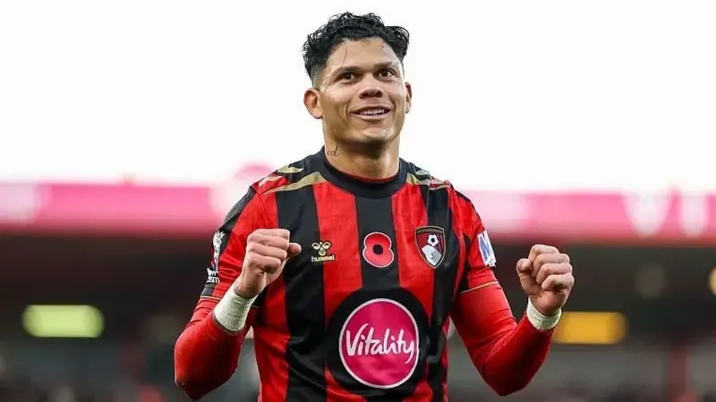 Evanilson Continues Red-Hot Run as Bournemouth Sink Leeds