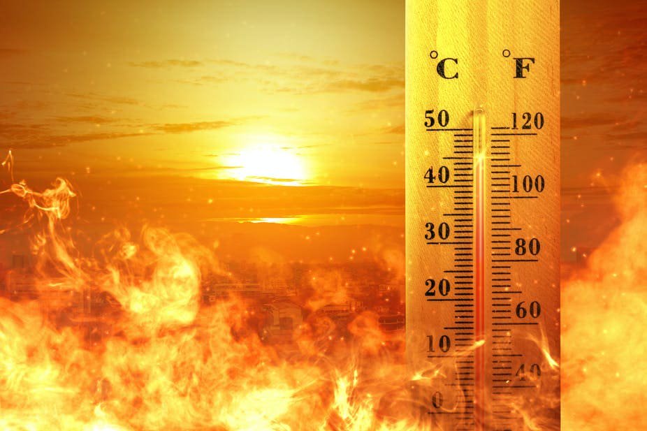Heatwave: Doctor urges Nigerians to avoid dark clothes, drink more water
