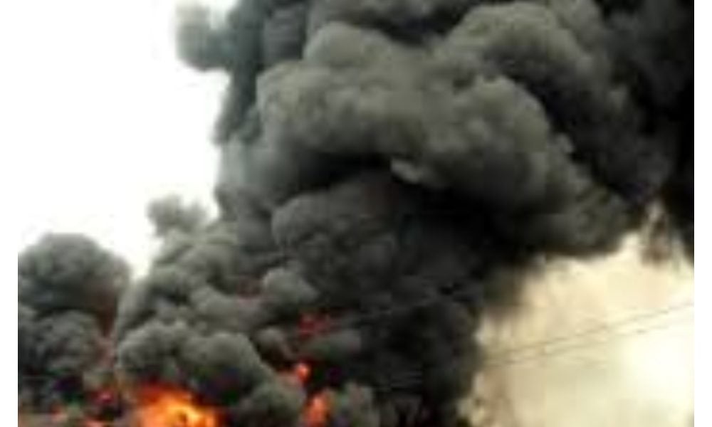 Explosion rocks Rivers community, injures 20, razes 50 houses