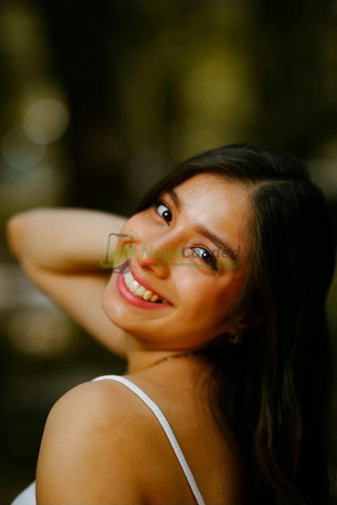 BEWARE: [8] Types of Eye Contact That Women Use That Every Man Should Understand