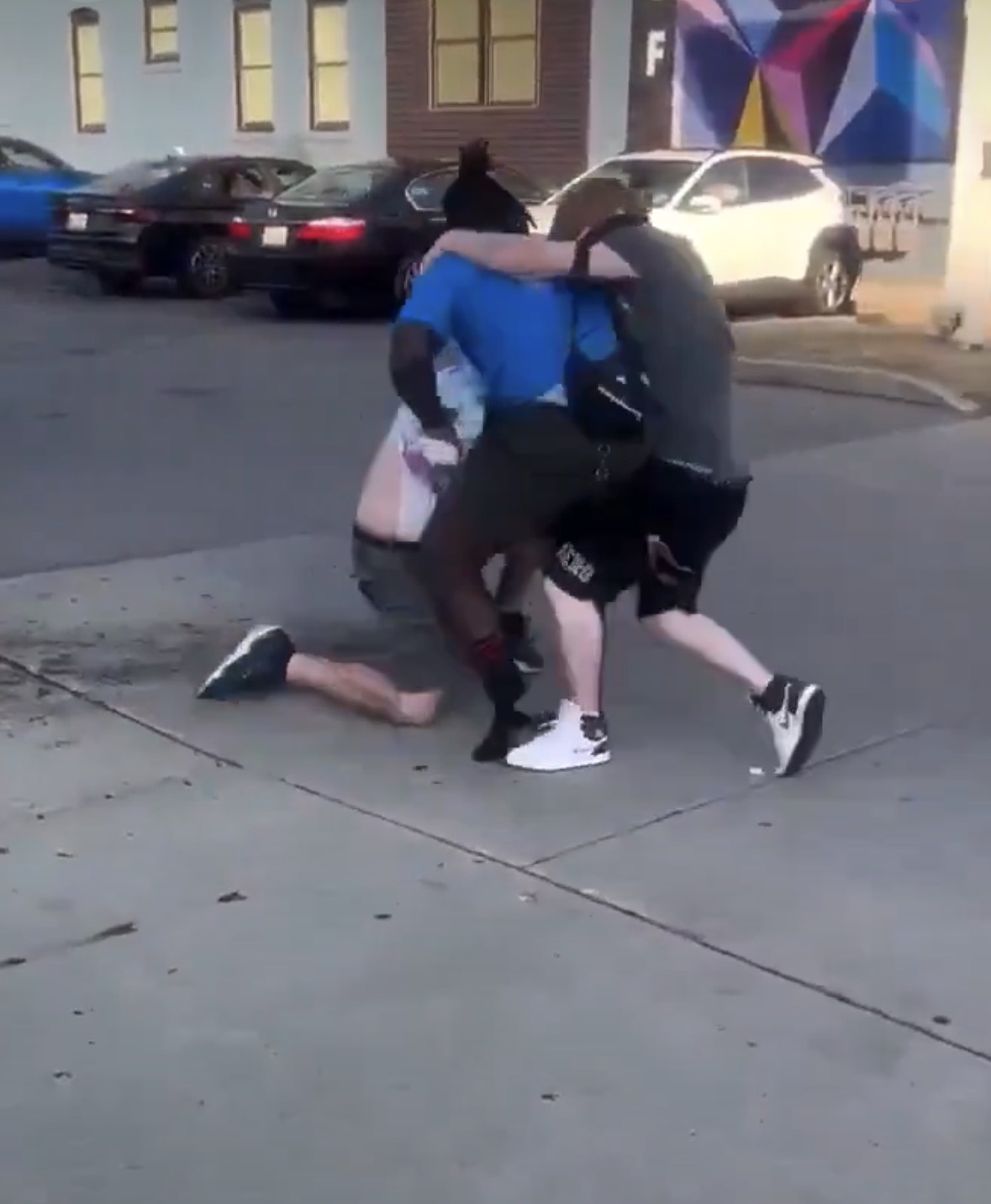 Black Man Steps In to Protect Black Woman and Child From Two White Men