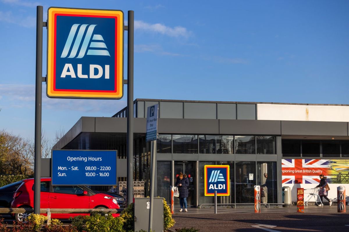 New Aldi gadget dries clothes faster and reduces mould – coming out this Sunday