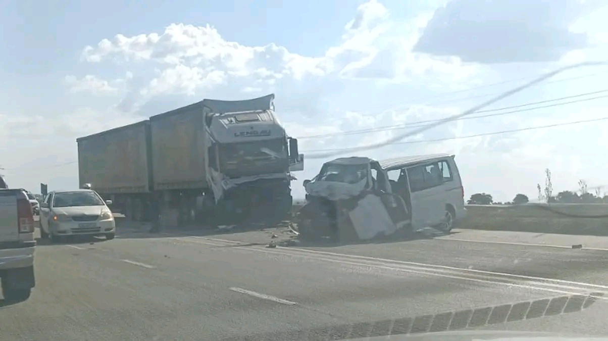 Tears Flow In SA Today, See People Who Reportedly Died In A Car Accident That Shock SA