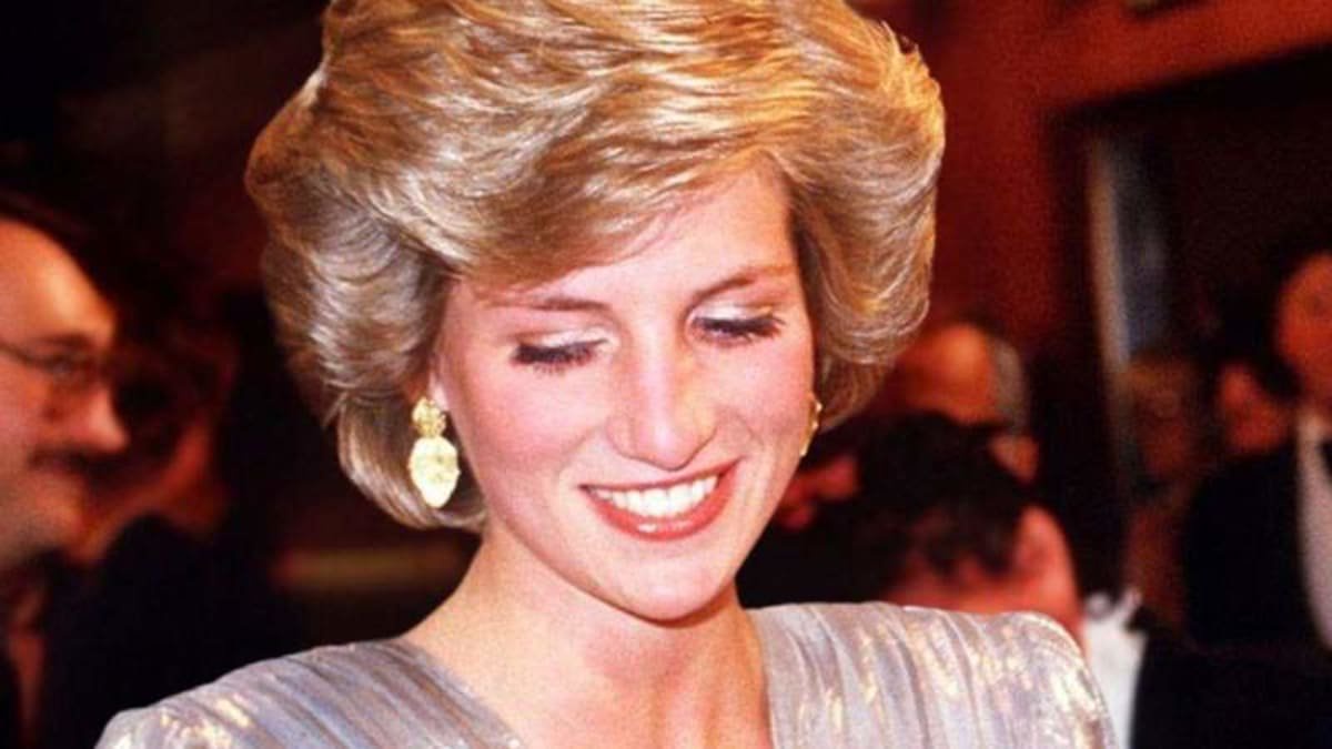 EXCLUSIVE: Princess Diana’s Terrifying Crash Ordeal Years Before Paris Death Revealed