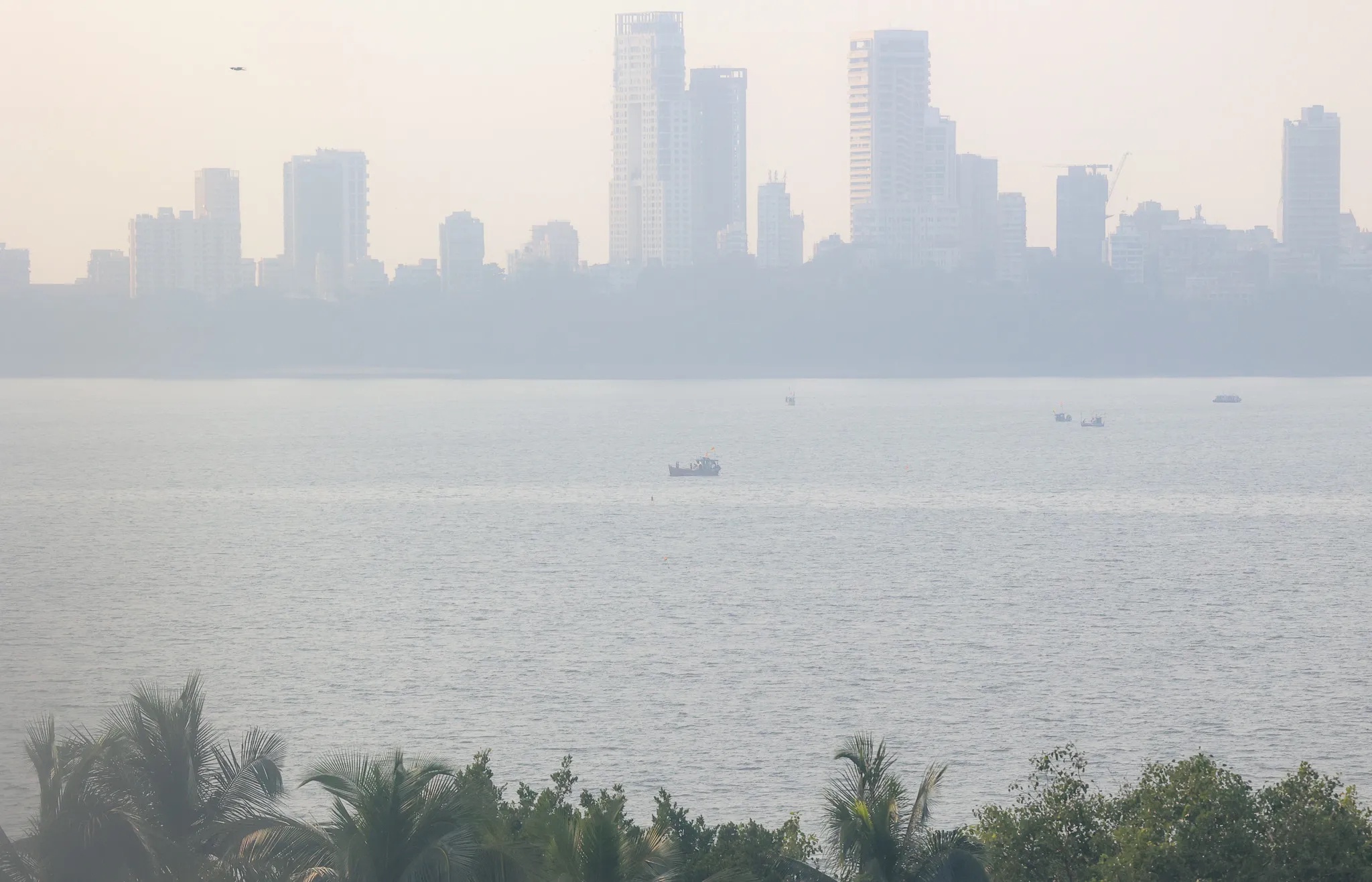 Breathing in Mumbai gets riskier; city leaps from 5th to 3rd most polluted in a week