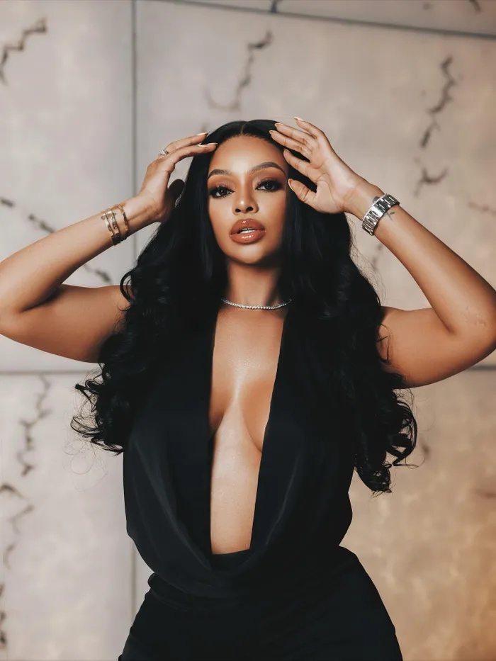 Mihlali Ndamase claps back at rumours she was romantically linked to Wicknell Chivayo