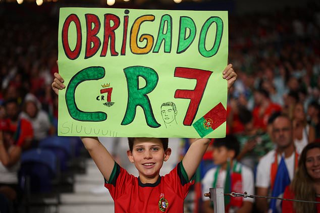 Cristiano Ronaldo puts Portugal problems to one side with goal for Al Nassr
