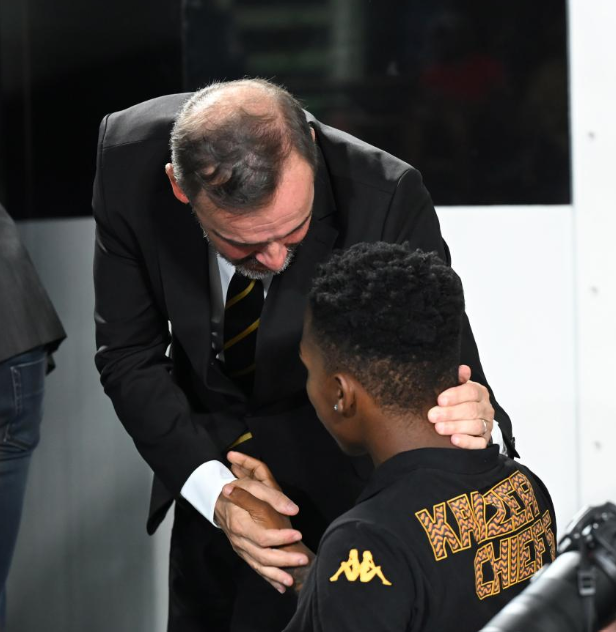 Mfundo Vilakazi Reveals Fernando Da Cruz’s Message About Showboating at Kaizer Chiefs