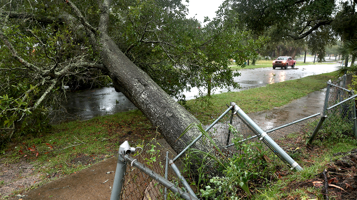 Ron DeSantis deploys an army of linemen as Florida races to clear roads, restore power after Isaias’ landfall