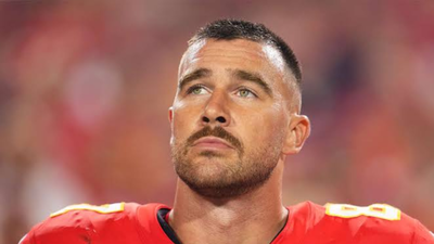 “Scores 6s on the field, 3s off the field”: Raiders fan takes a nasty dig at Travis Kelce’s married life