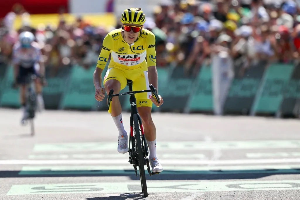 Tour de France Leader Tadej Pogacar Reveals Use of Carbon Monoxide Rebreather – Shocking Revelations Unveiled