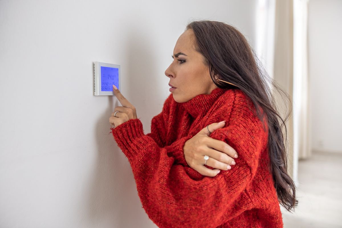 GP warns against money-saving heating trick as UK weather turns cooler