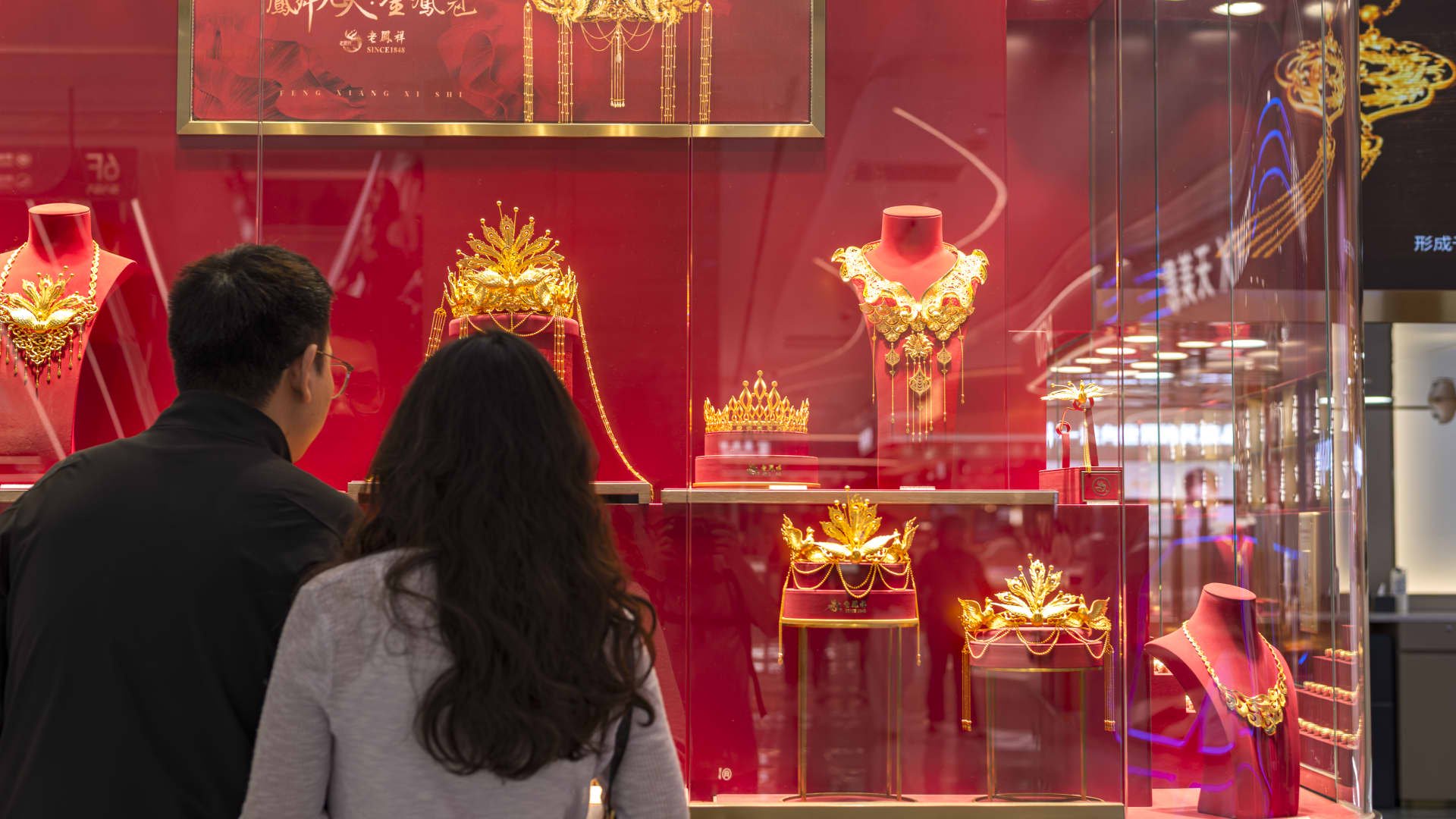 CNBC’s The China Connection newsletter: How a gold-buying spree helps the yuan go global