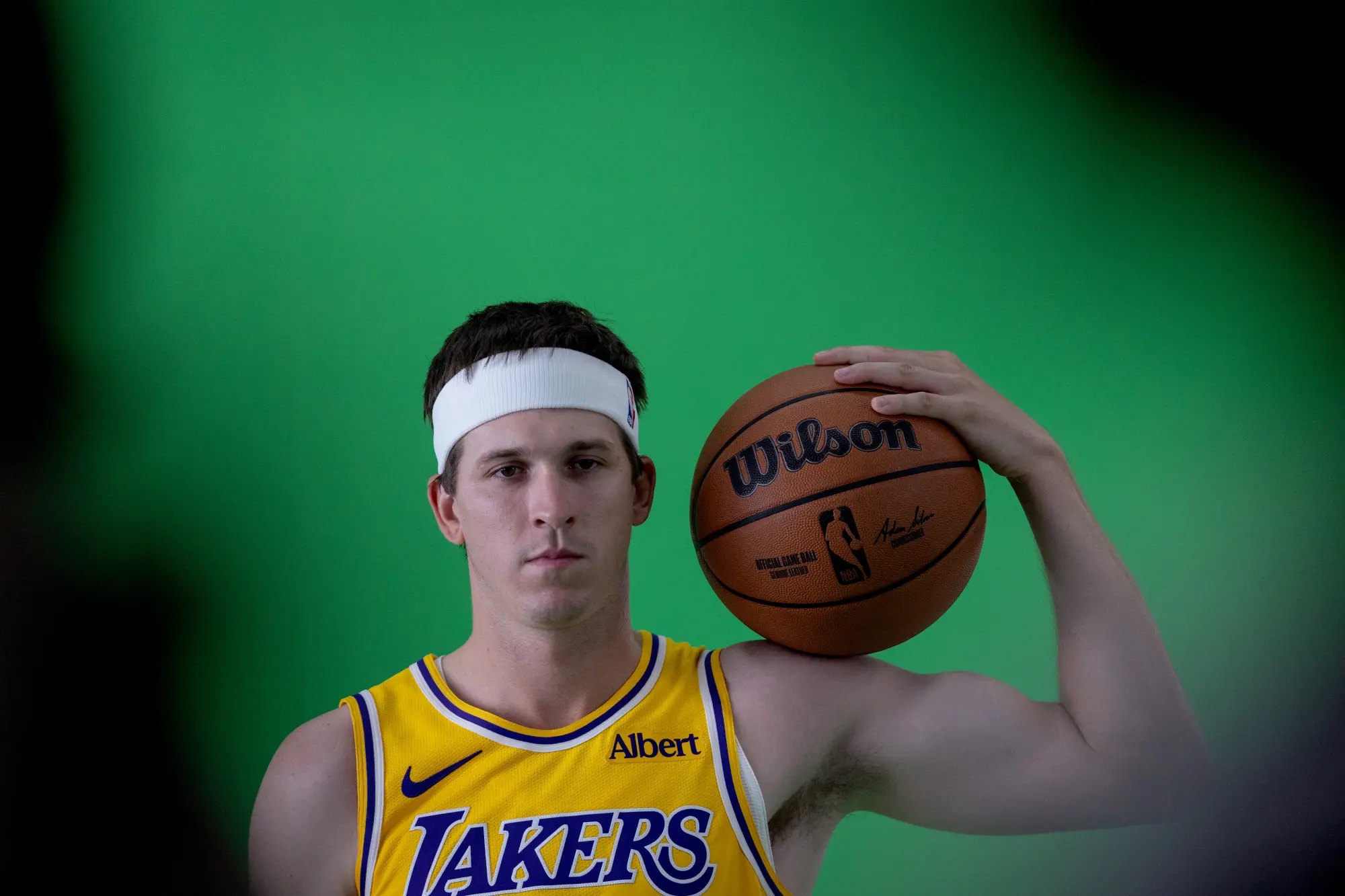 Lakers paid Austin Reaves to be a star. Now they need him to prove his durability