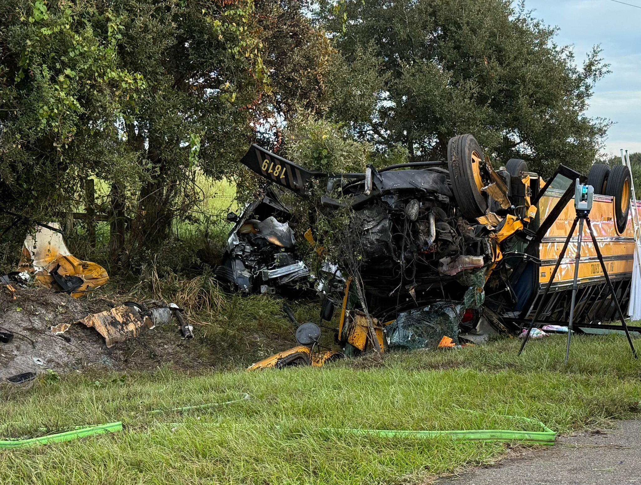 Florida 10th grader among 2 killed in horrific school bus crash caused by wrong-way driver: cops