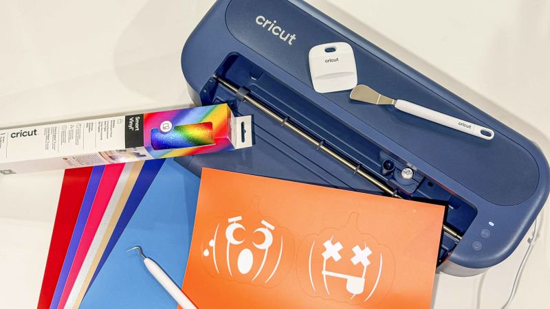 Know someone who needs to unplug? These are our favorite hobby gifts to unwind