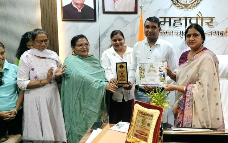 Yamunanagar MC officials honoured for outstanding contribution to public services