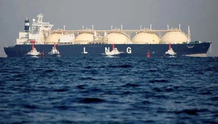 Pakistan gets first LNG shipment of October amid gas supply concerns