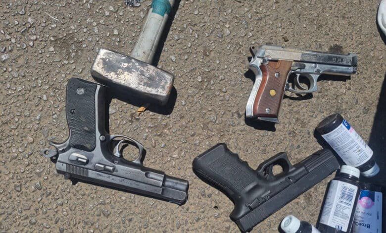Police arrest 4 men after Mamelodi East vehicle chase and shoot-out
