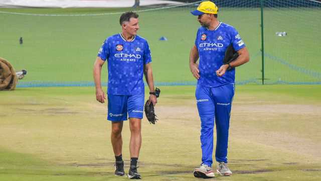 CSK part ways with Mike Hussey; James Foster’s future uncertain