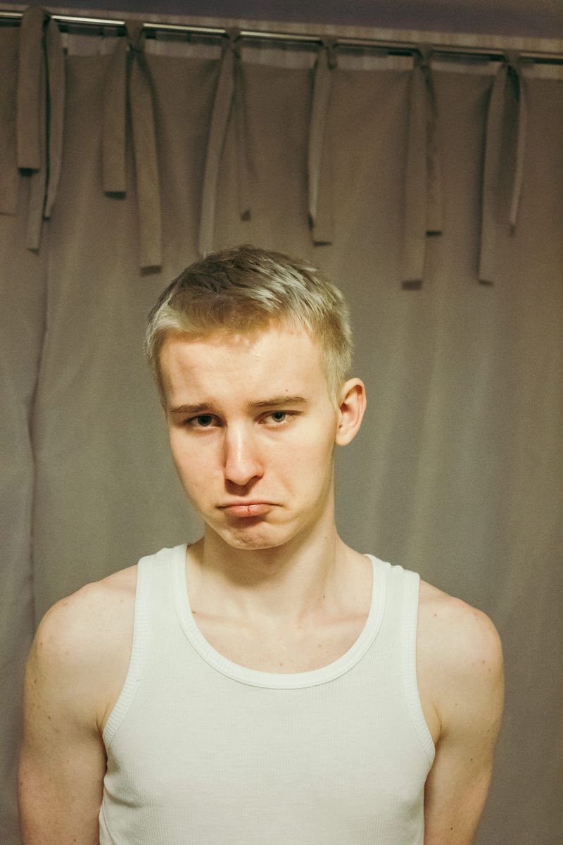 When the Man You Love Does These 8 Things, You Should Let Him Go