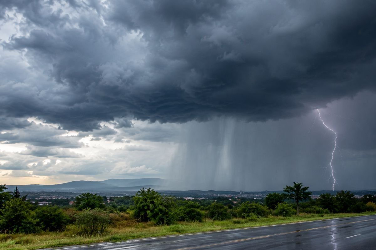 Afternoon thunderstorms possible in southern Gauteng on Monday
