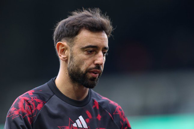 Bruno Fernandes reveals Man Utd players hit with ban after recent controversy