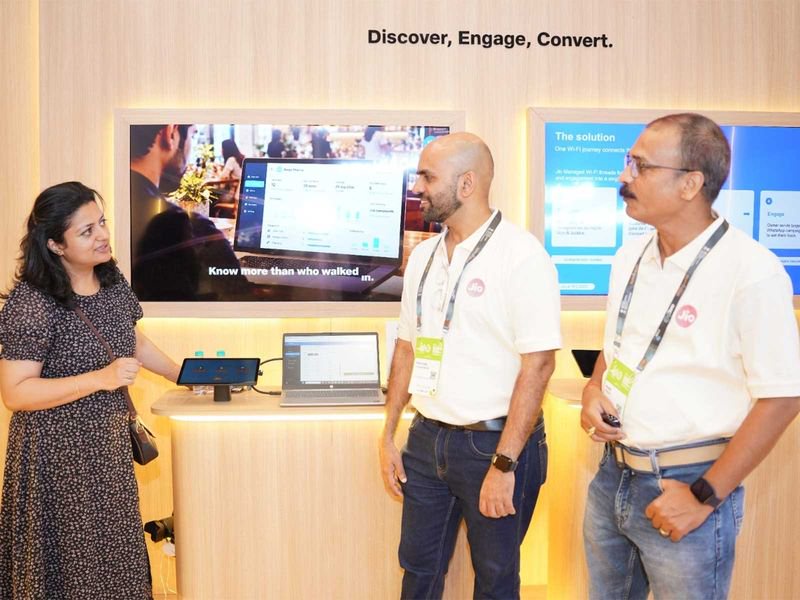Jio unveils AI-powered ‘Smart Shop’ solution for offline retailers