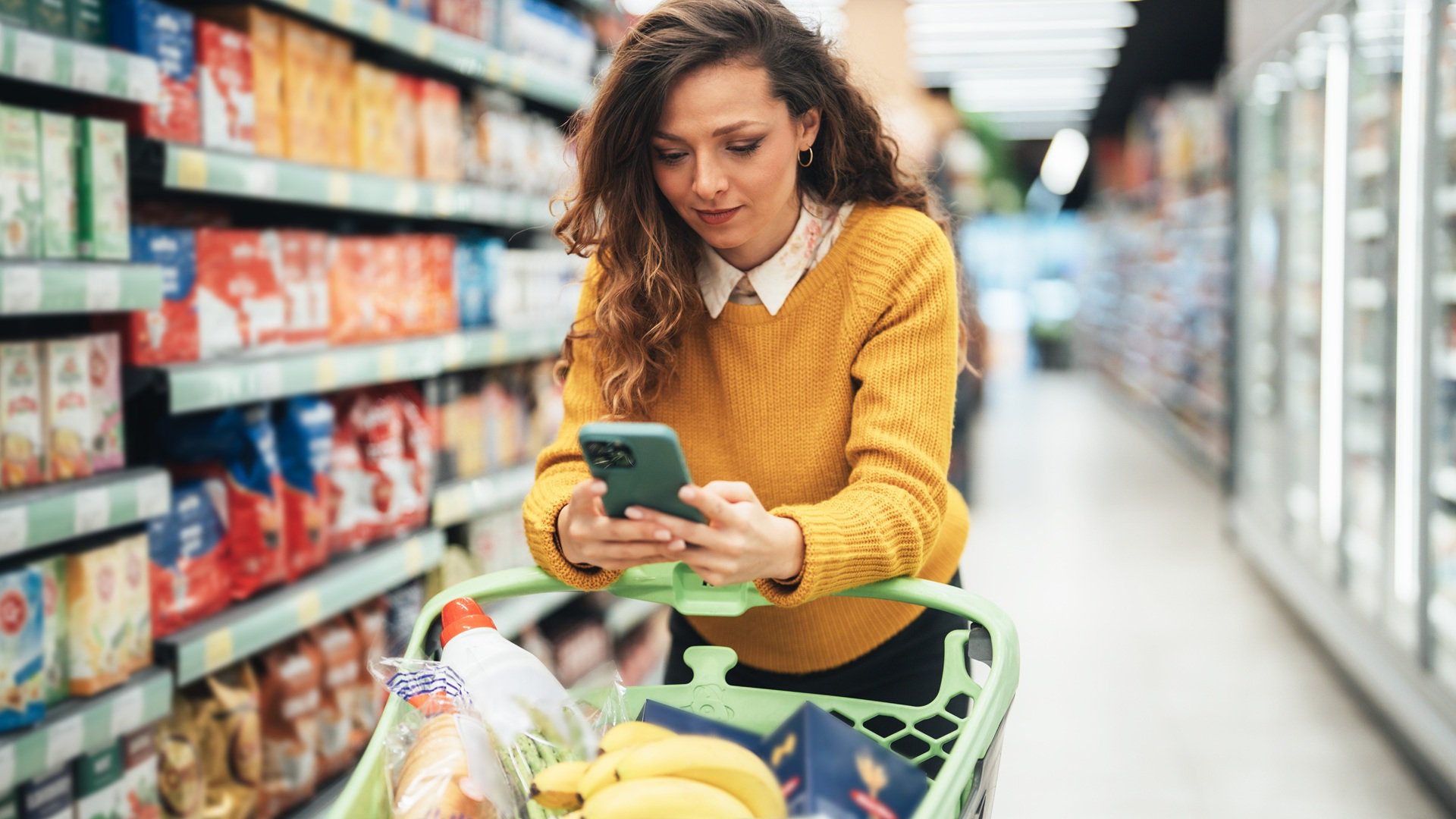 5 Frugal Habits That Make Living Alone More Affordable, According to Kate Kaden