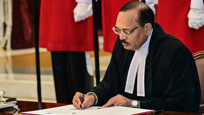 CJI: Don’t drag SC into political battlefields or bring politics to court