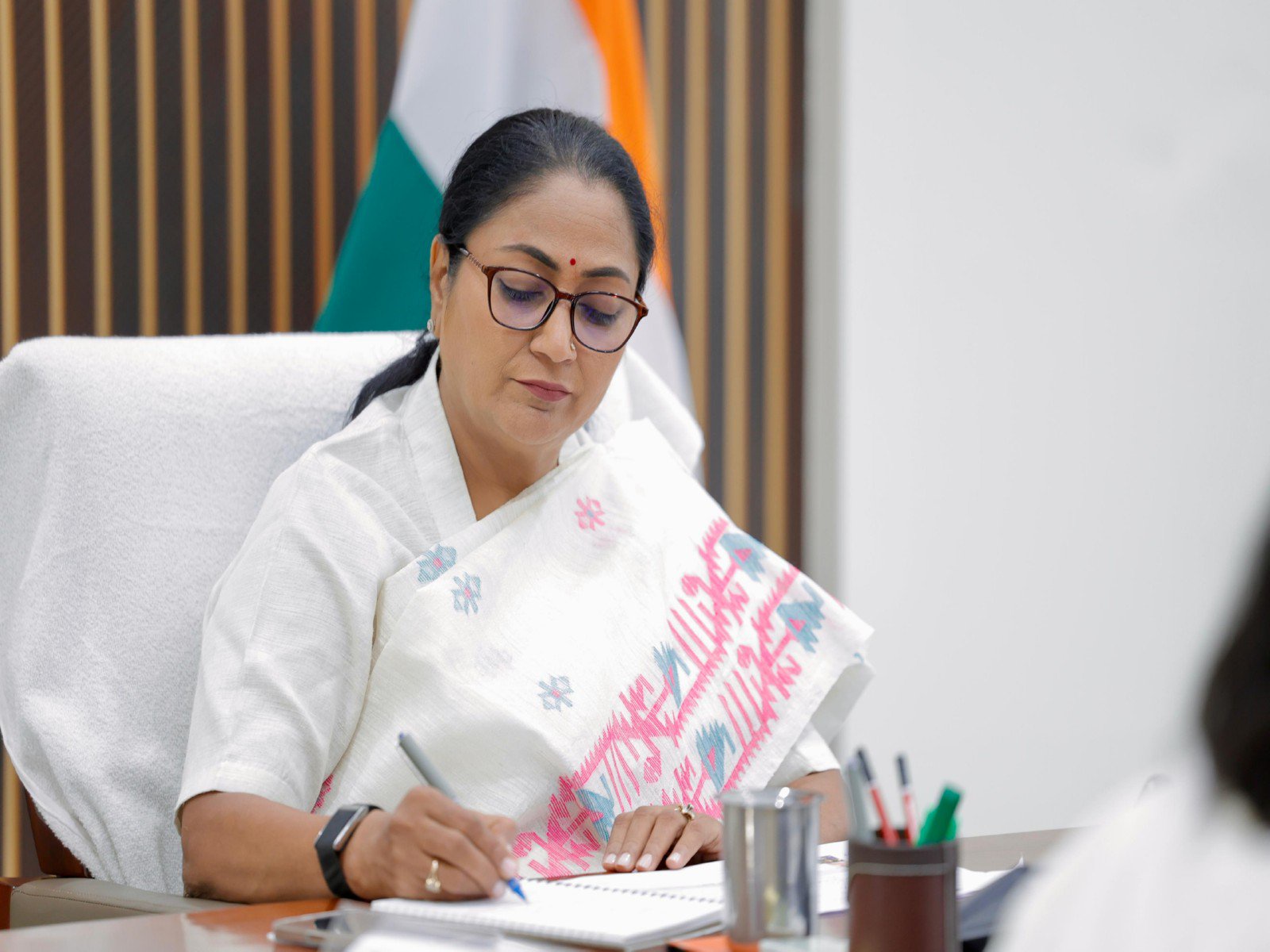 Delhi Cabinet passes resolution honouring PM Modi’s 25 years in public service