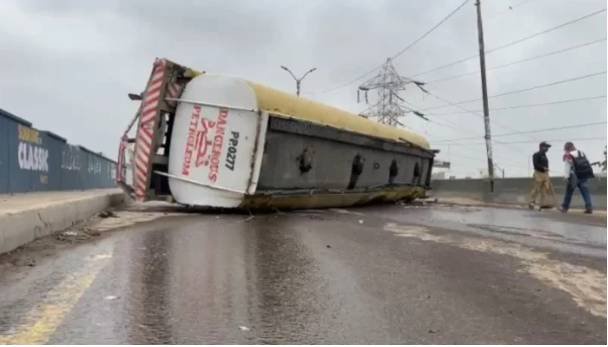 Oil tanker loaded with 44,000 litres of petrol overturns in Cheechawatni