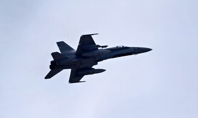 NATO forced to scramble fighter jets as Russia launches huge attack – WW3 fears erupt