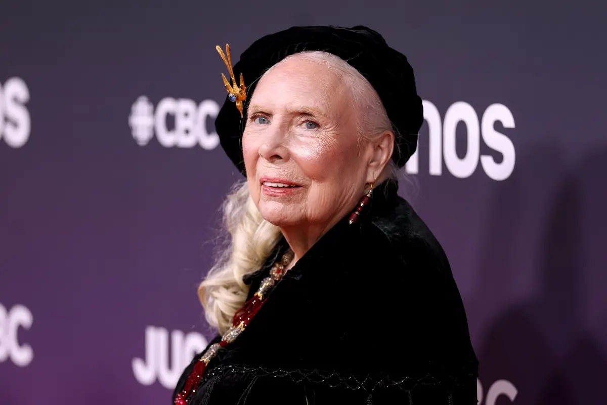 Joni Mitchell celebrates new American citizenship after 62 years living in the United States