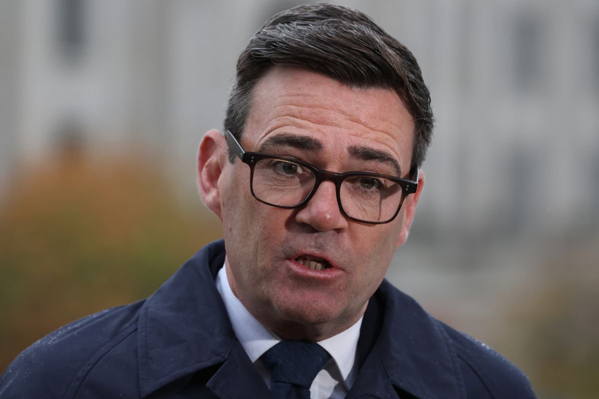 Andy Burnham gives UK update on Russia plague after scientist dies in ‘test tube lab accident’