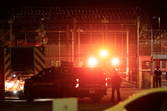 What happened inside the room where officials tried to execute Christa Pike by lethal injection